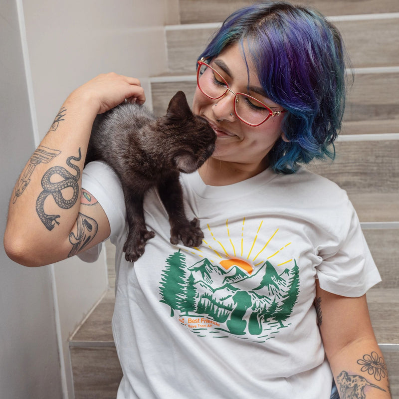 Kelly is wearing size MD