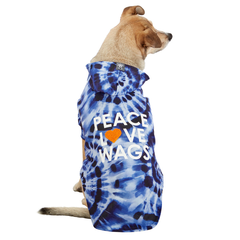 Dog model is wearing size XL