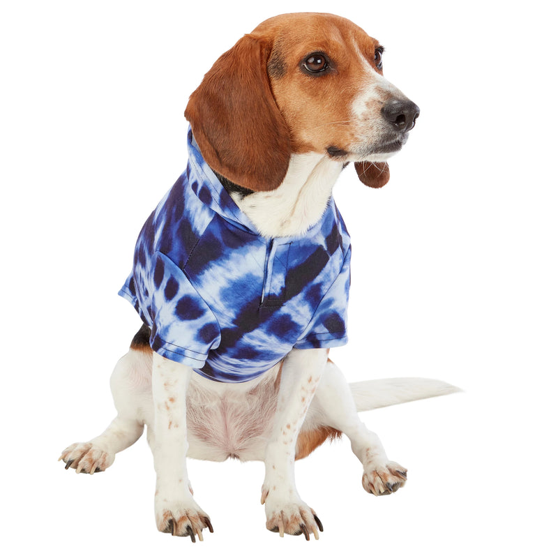 Dog model is wearing size MD